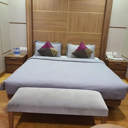 B8 Hotel Chennai Esterno foto