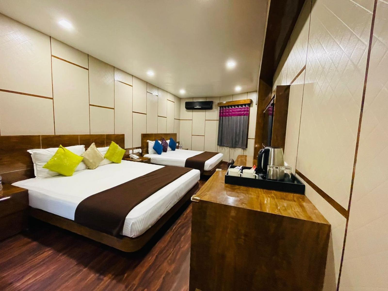 B8 Hotel Chennai Esterno foto