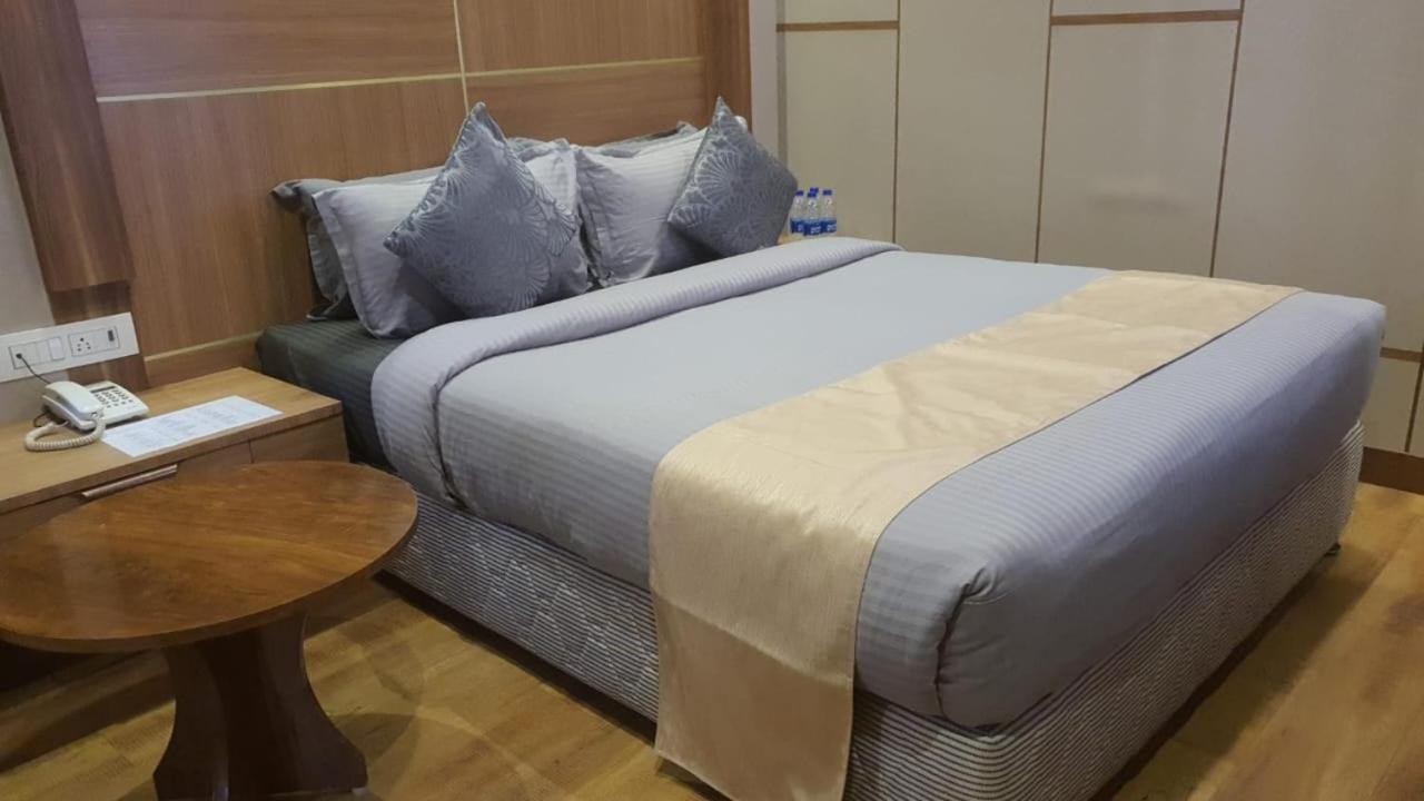 B8 Hotel Chennai Esterno foto