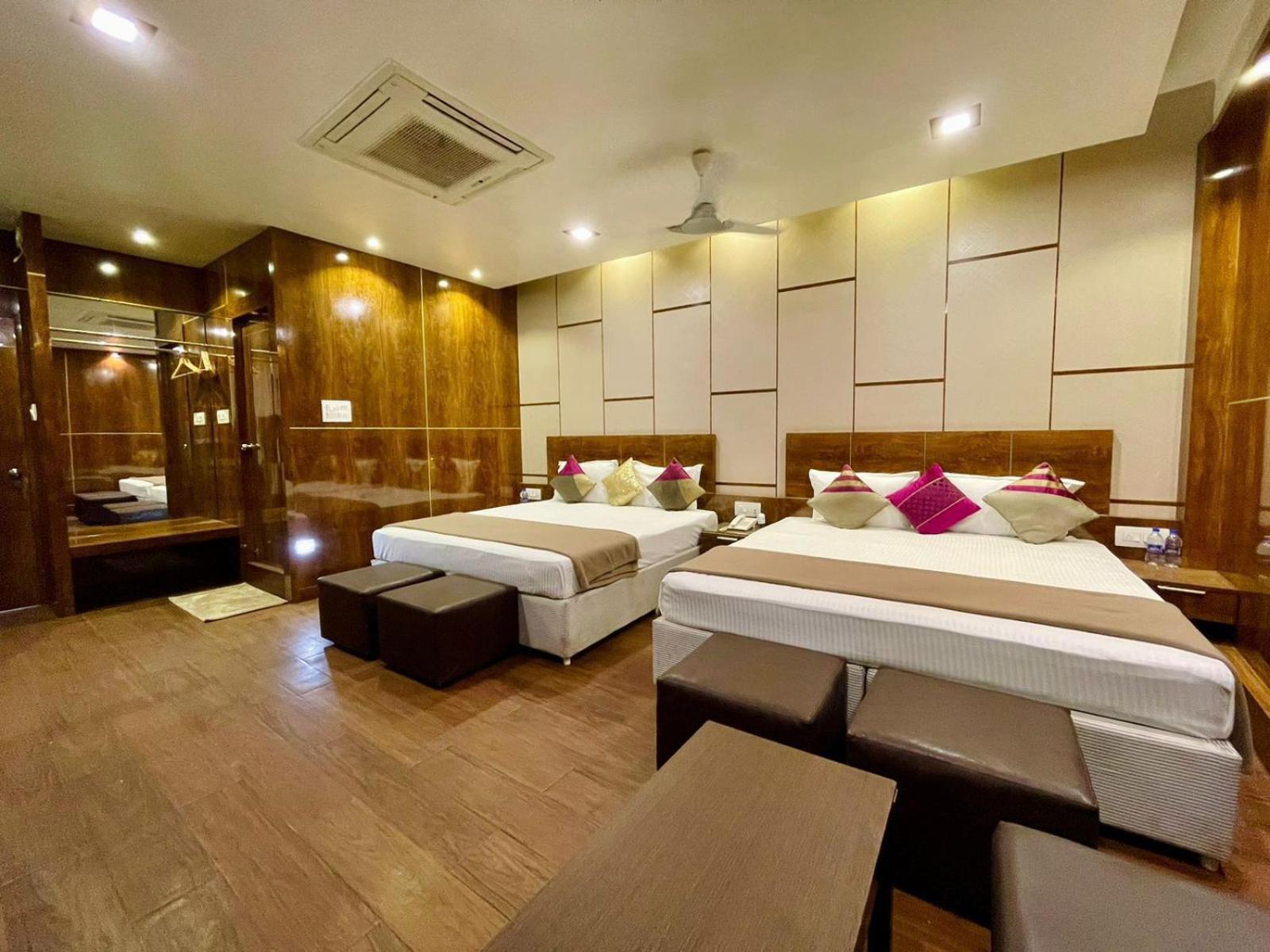 B8 Hotel Chennai Esterno foto